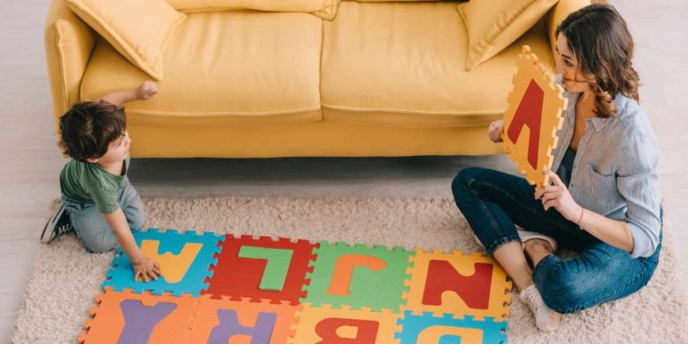 Puzzlematten sind bereits für kleine Kinder ein toller Spielteppich
