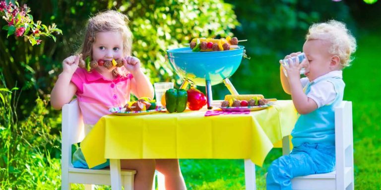 Mit einem Kindergrill machen auch die kleinen Ihre BBQ Party
