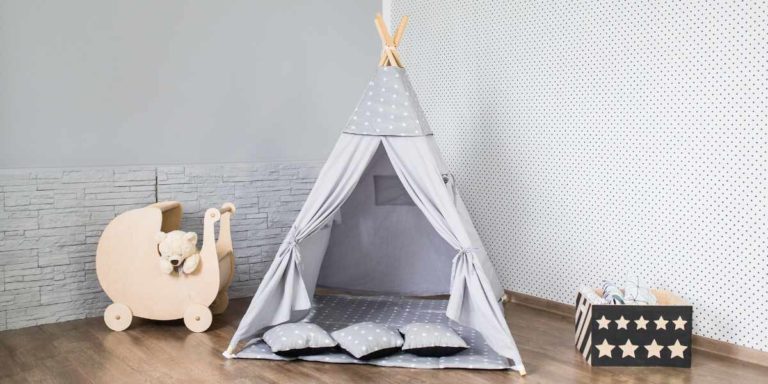 Das Tipi Zelt ist ein gemütlicher Rückzugsort zum spielen und verstecken
