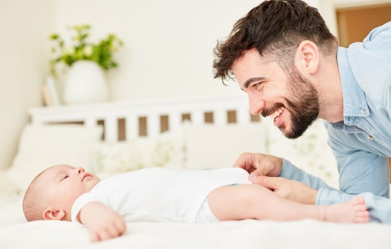 Wandwickeltisch für Babys, ideal für kleine Räume